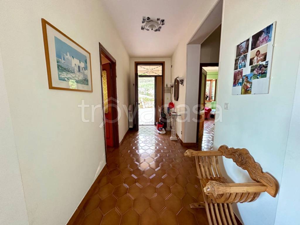 casa indipendente in vendita a Poggio Nativo