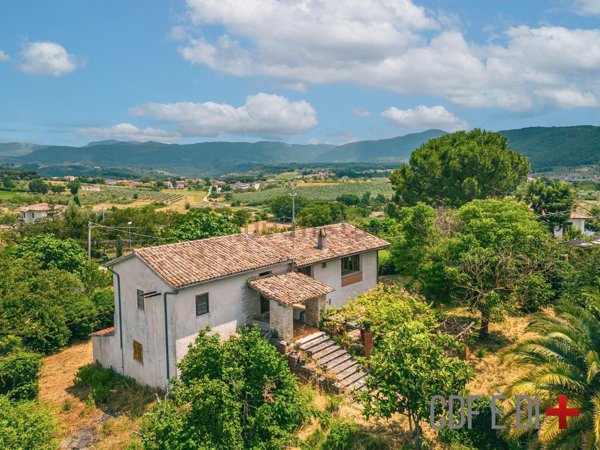 casale in vendita a Poggio Nativo