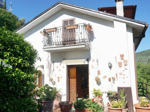 casa indipendente in vendita a Poggio San Lorenzo