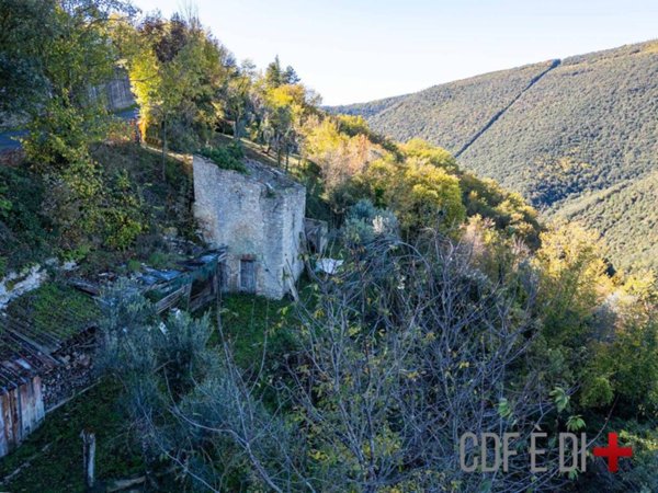 casa indipendente in vendita a Poggio San Lorenzo