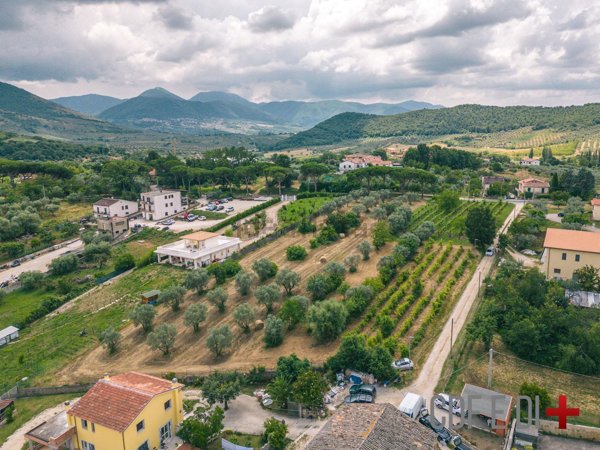 casa indipendente in vendita a Poggio San Lorenzo