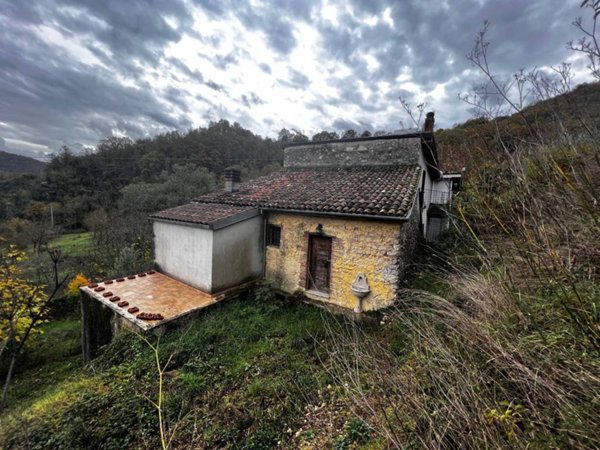 casa indipendente in vendita a Rieti in zona Cerchiara