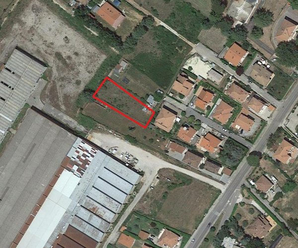 terreno edificabile in vendita a Rieti in zona Vazia