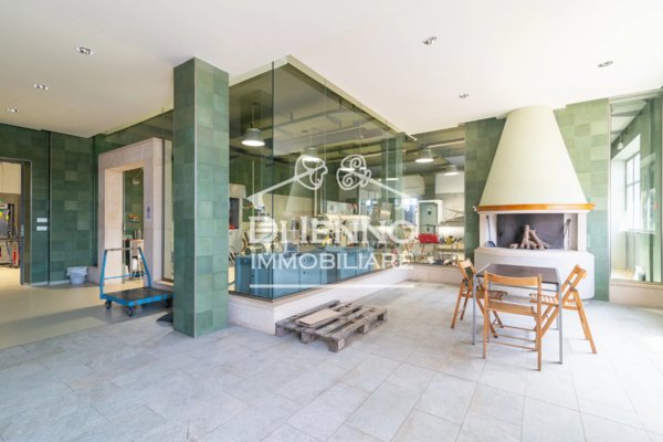 locale di sgombero in vendita a Rieti