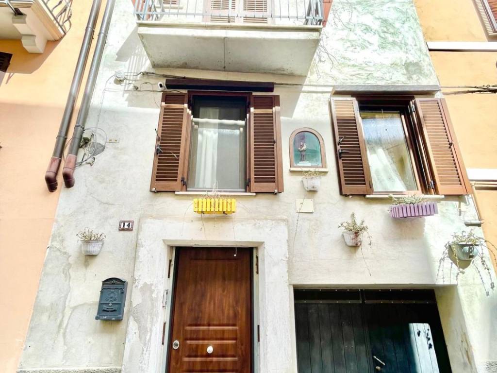 intera palazzina in vendita a Rieti in zona Centro Città