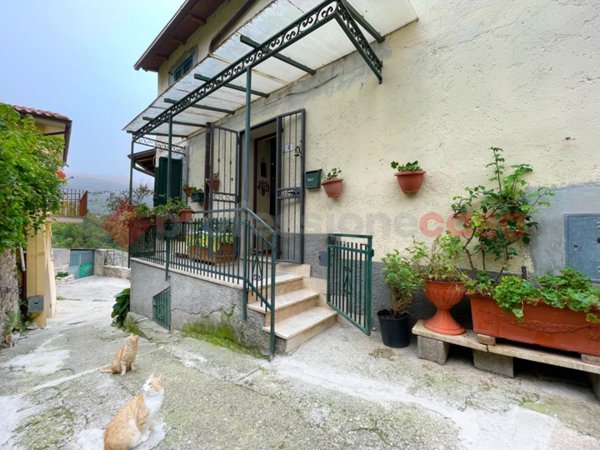 appartamento in vendita a Rieti in zona Castelfranco