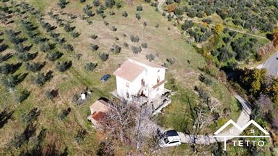 casa indipendente in vendita a Rieti
