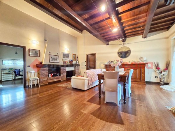 casa indipendente in vendita a Rieti in zona Centro Città