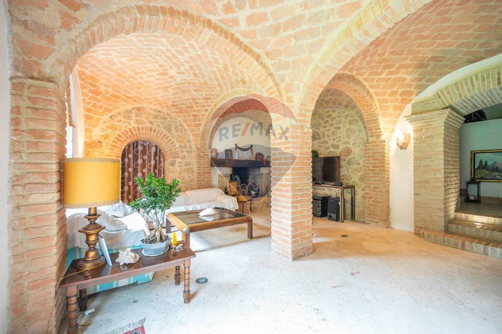 casa indipendente in vendita a Rieti in zona La Foresta