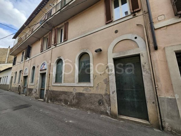 negozio in vendita a Rieti in zona Centro Città