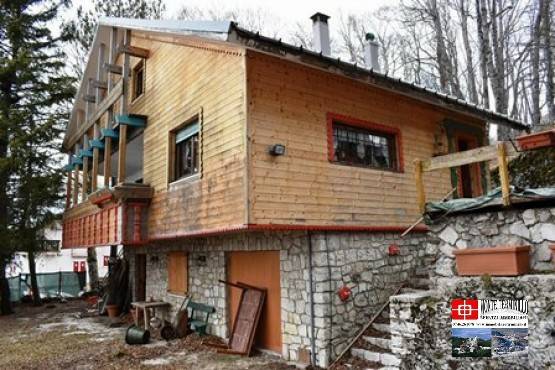 casa indipendente in vendita a Rieti in zona Terminillo