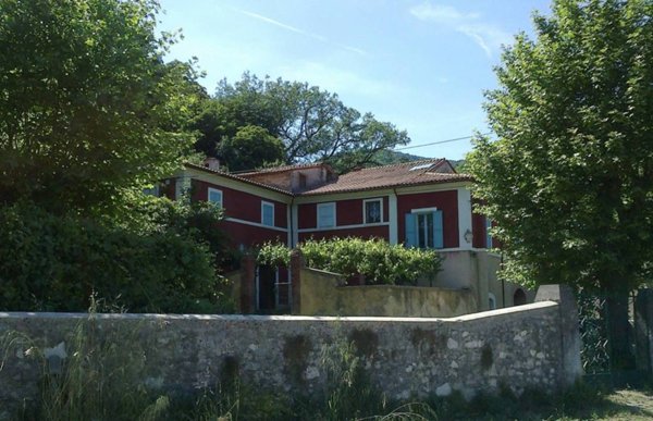 casa indipendente in vendita a Rieti