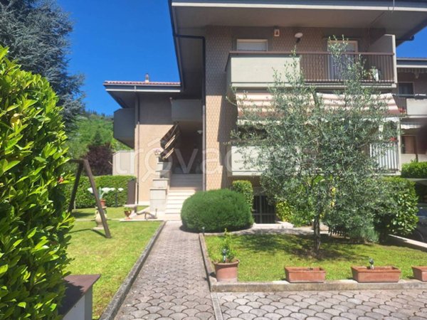 casa indipendente in vendita a Rieti in zona Centro Città