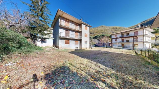 appartamento in vendita a Rieti in zona Lisciano