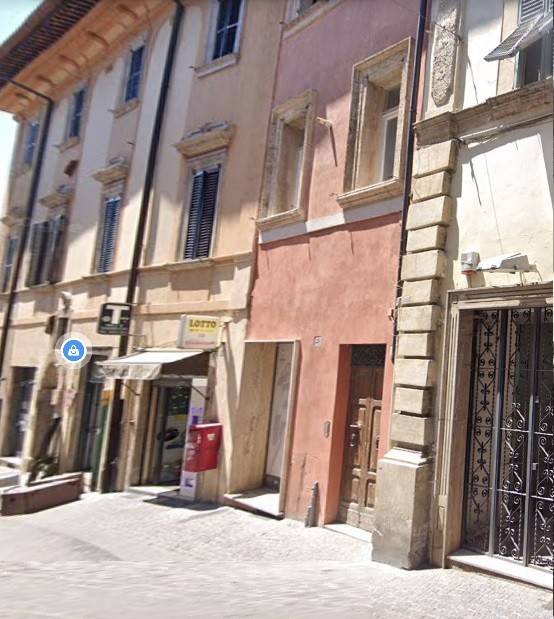 quadrivano in vendita a Rieti in zona Centro Città