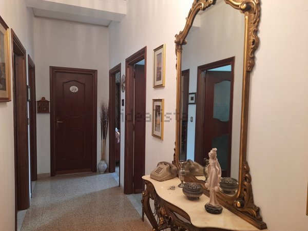 casa indipendente in vendita a Rieti