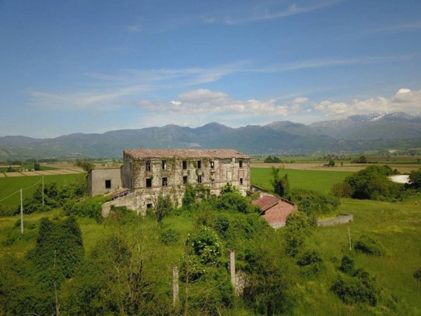 intera palazzina in vendita a Rieti