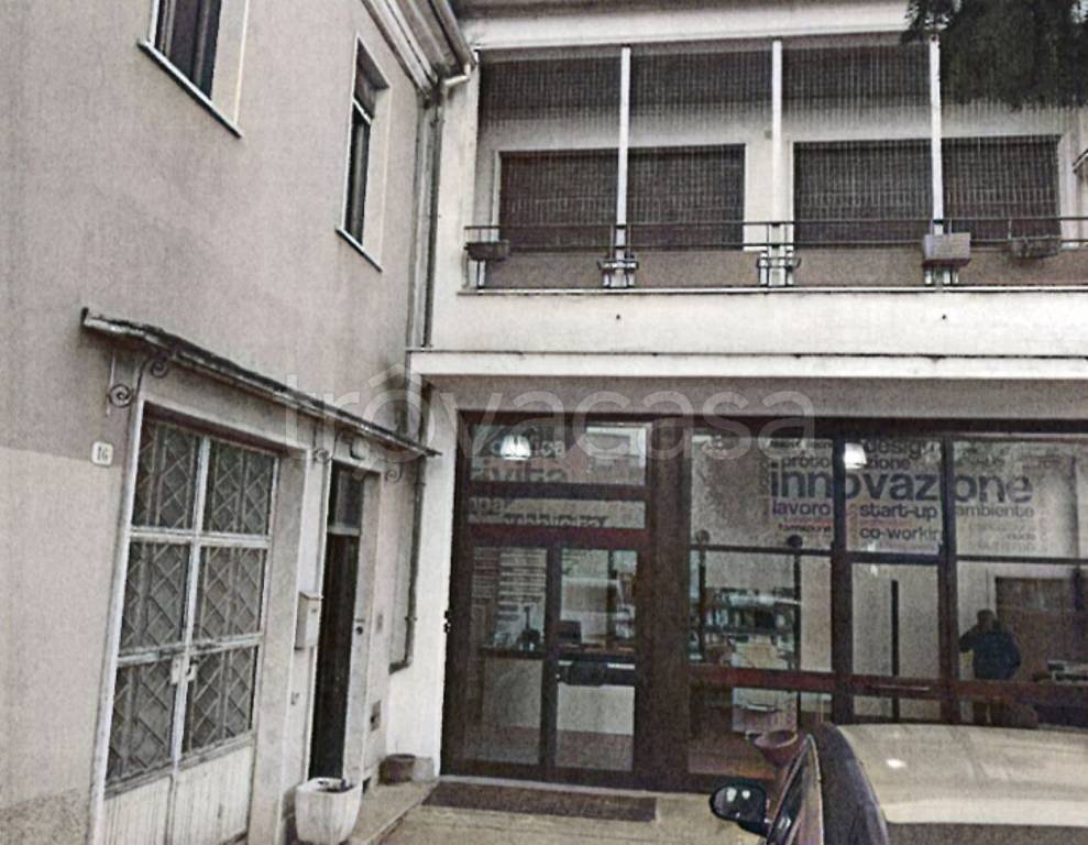 negozio in vendita a Rieti in zona Centro Città
