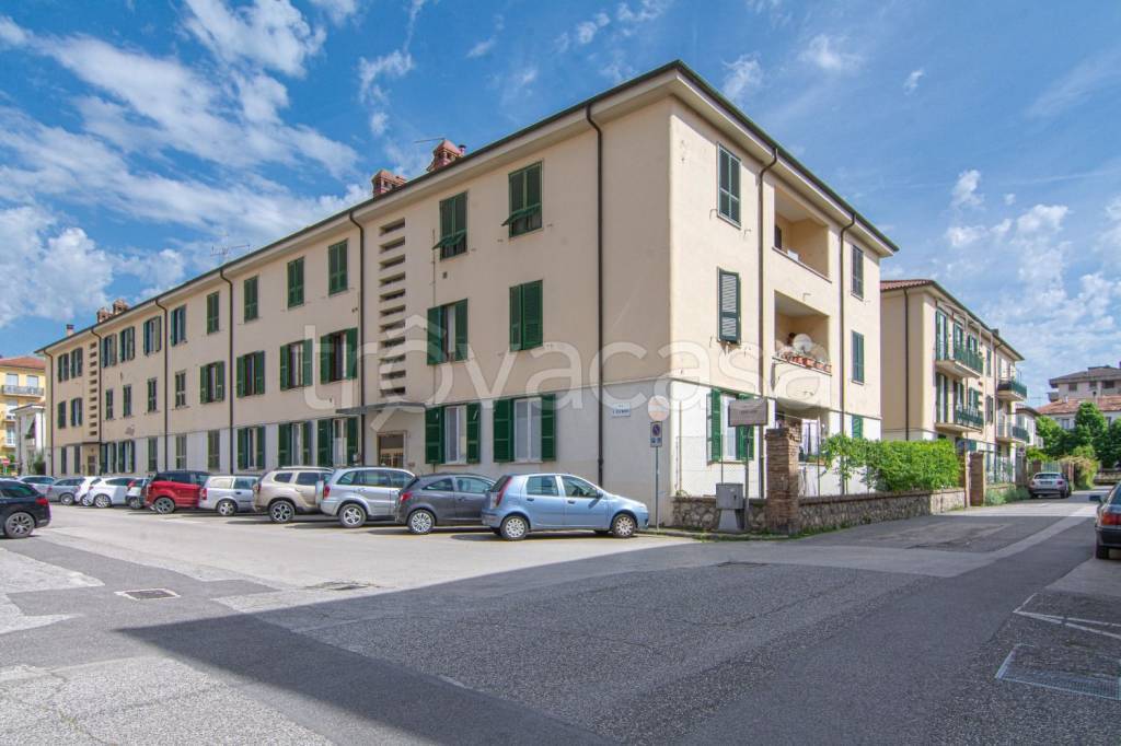 appartamento in vendita a Rieti in zona Viale Maraini