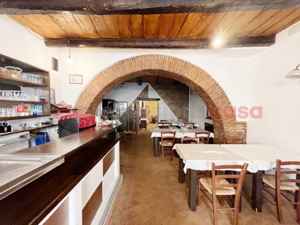 quadrivano in vendita a Rieti in zona Centro Città