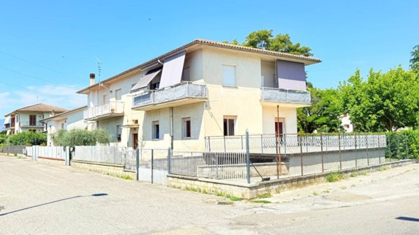 appartamento in vendita a Rieti in zona Quattro Strade
