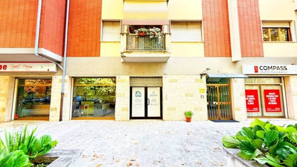 ufficio in vendita a Rieti in zona Viale Maraini