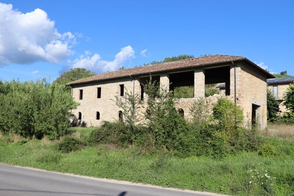 quadrivano in vendita a Rieti in zona Centro Città