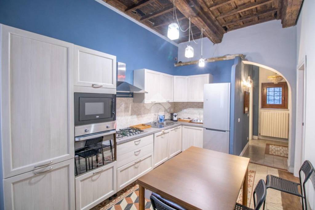 casa indipendente in vendita a Rieti in zona Centro Città