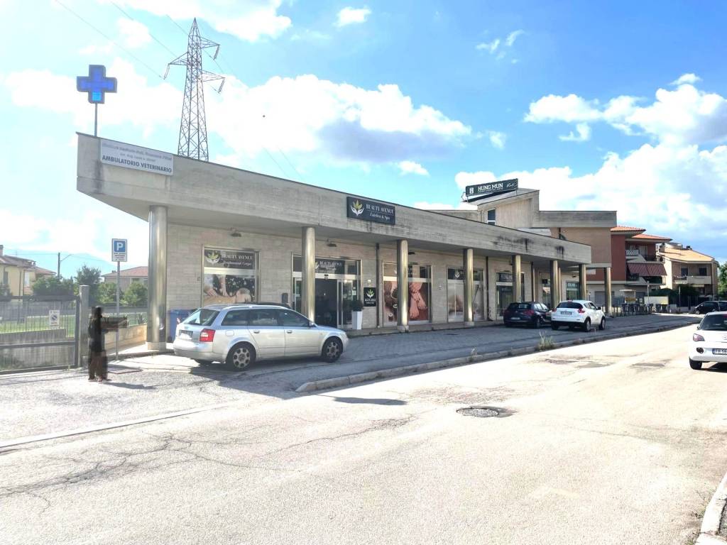 negozio in vendita a Rieti
