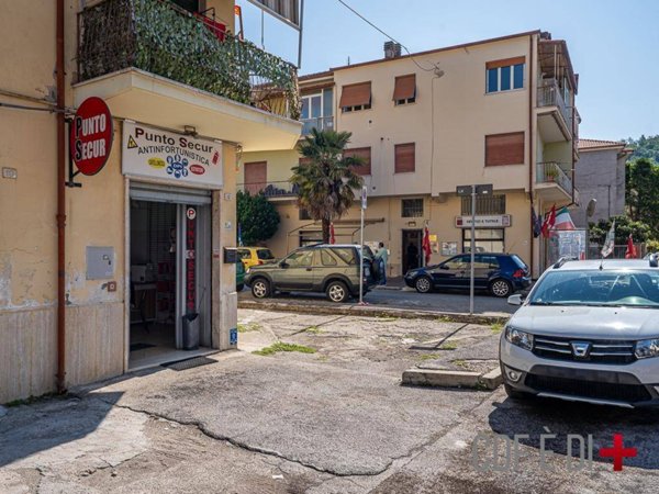 negozio in vendita a Rieti in zona Centro Città