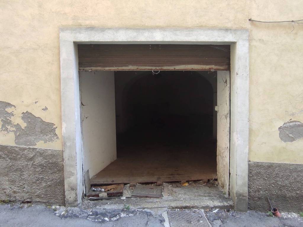 locale di sgombero in vendita a Rieti in zona Centro Città