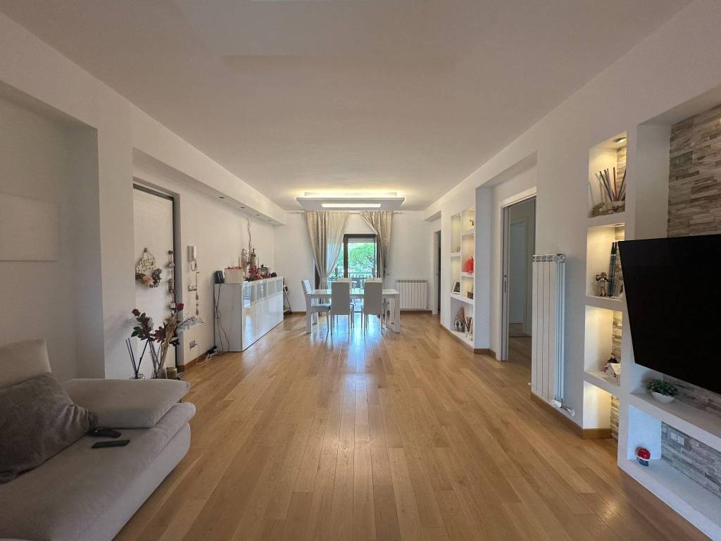 appartamento in vendita a Rieti in zona Campoloniano