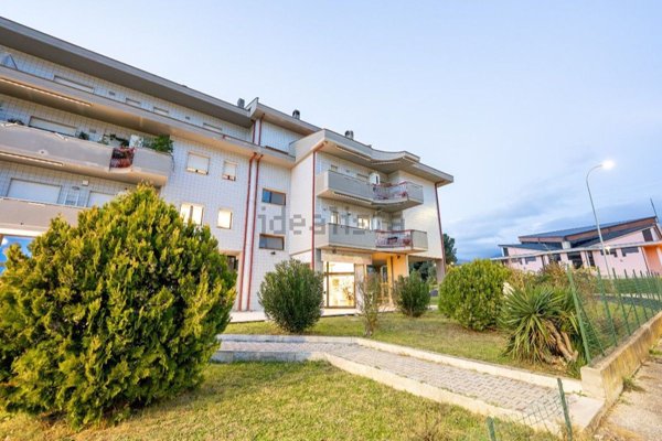 appartamento in vendita a Rieti in zona Campoloniano