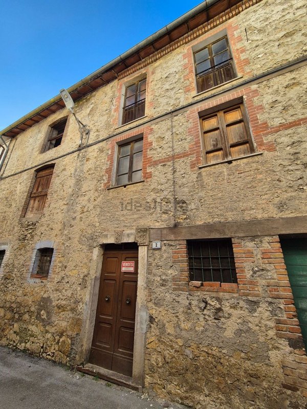casa indipendente in vendita a Rieti in zona Casette