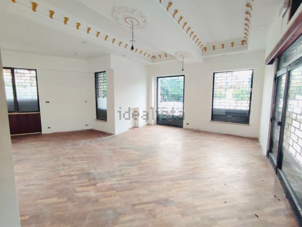 negozio in vendita a Rieti