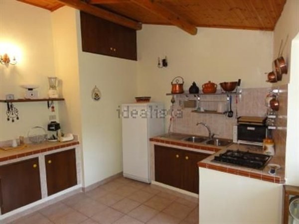 casa indipendente in vendita a Rieti in zona Poggio Perugino