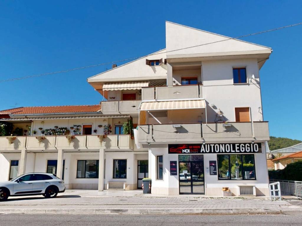 appartamento in vendita a Rieti in zona Vazia