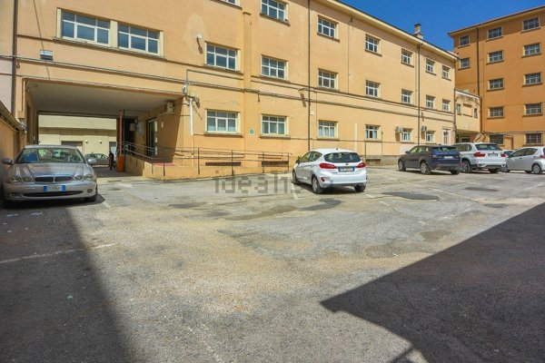 ufficio in vendita a Rieti