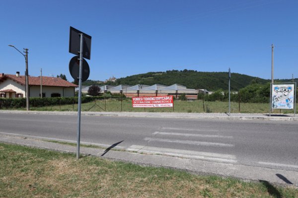 terreno edificabile in vendita a Rieti in zona Vazia