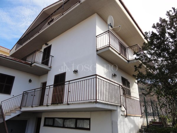 casa indipendente in vendita a Rieti in zona Madonna del Passo