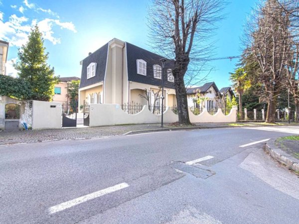 casa indipendente in vendita a Rieti