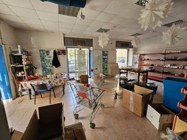 negozio in vendita a Rieti