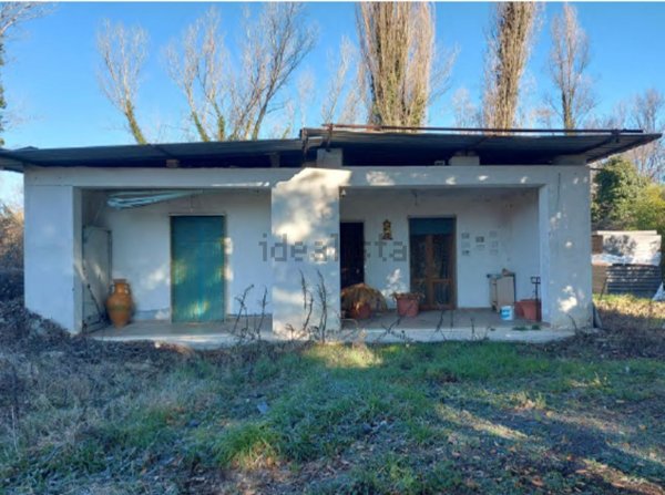 casa indipendente in vendita a Rieti