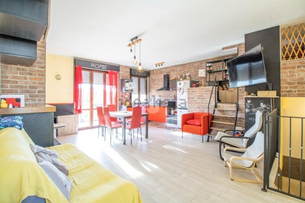 appartamento in vendita a Rieti in zona Campoloniano