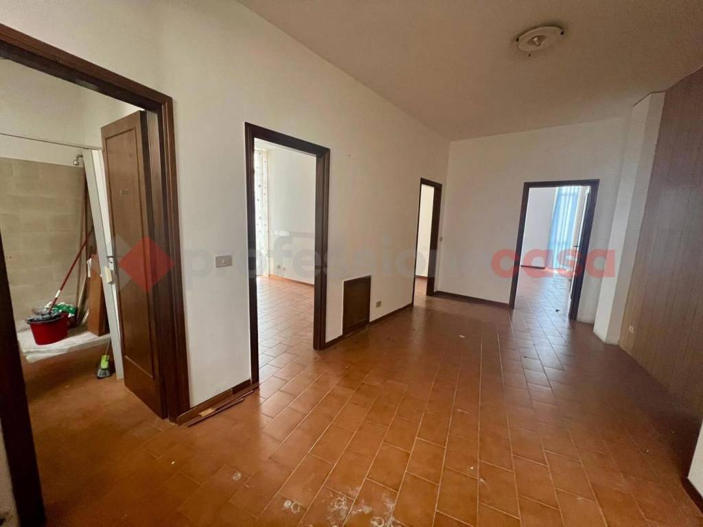 ufficio in vendita a Rieti in zona Centro Città