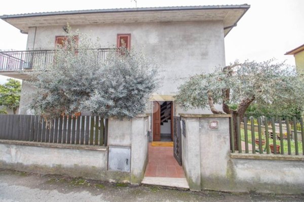 appartamento in vendita a Rieti in zona Quattro Strade