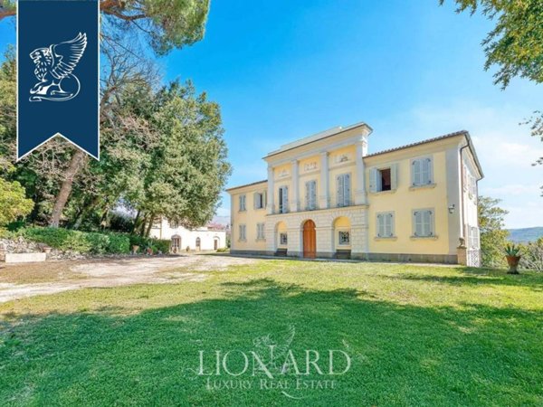 casa indipendente in vendita a Rieti in zona Centro Città