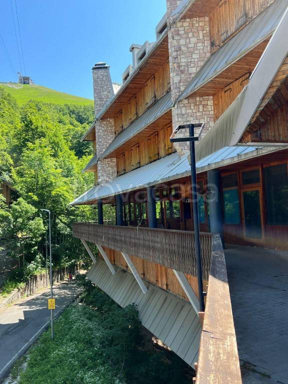 negozio in vendita a Rieti in zona Terminillo