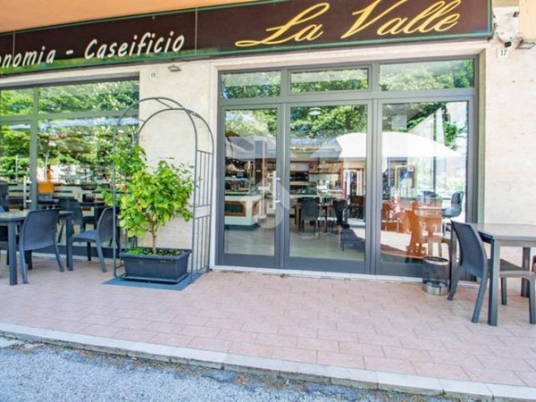 negozio in vendita a Rieti in zona Viale Maraini