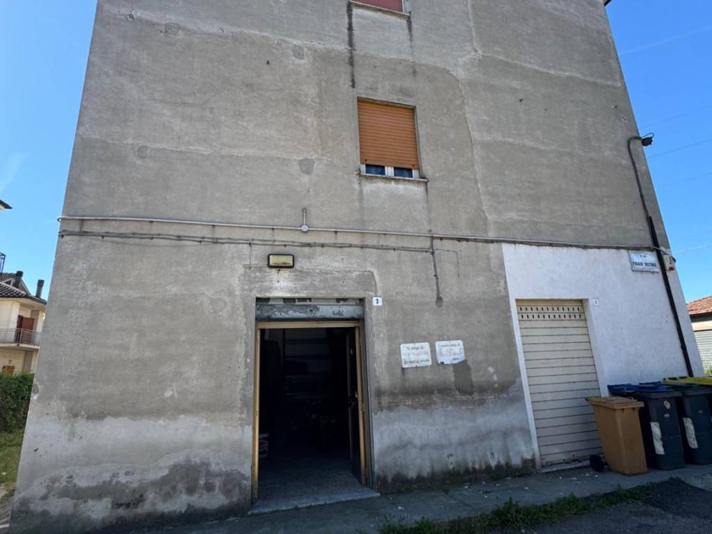 negozio in vendita a Rieti